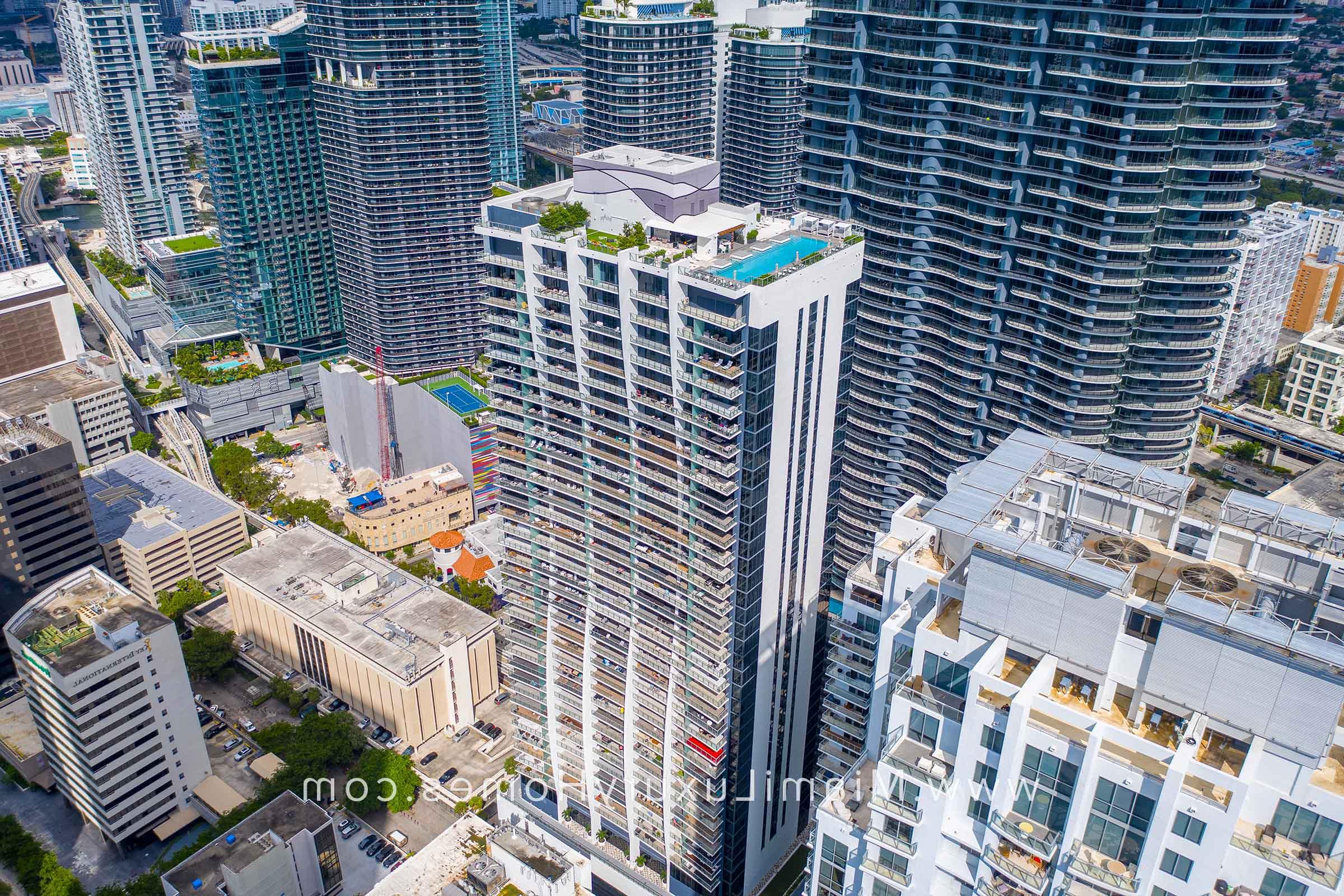 1010 Brickell Condo Building